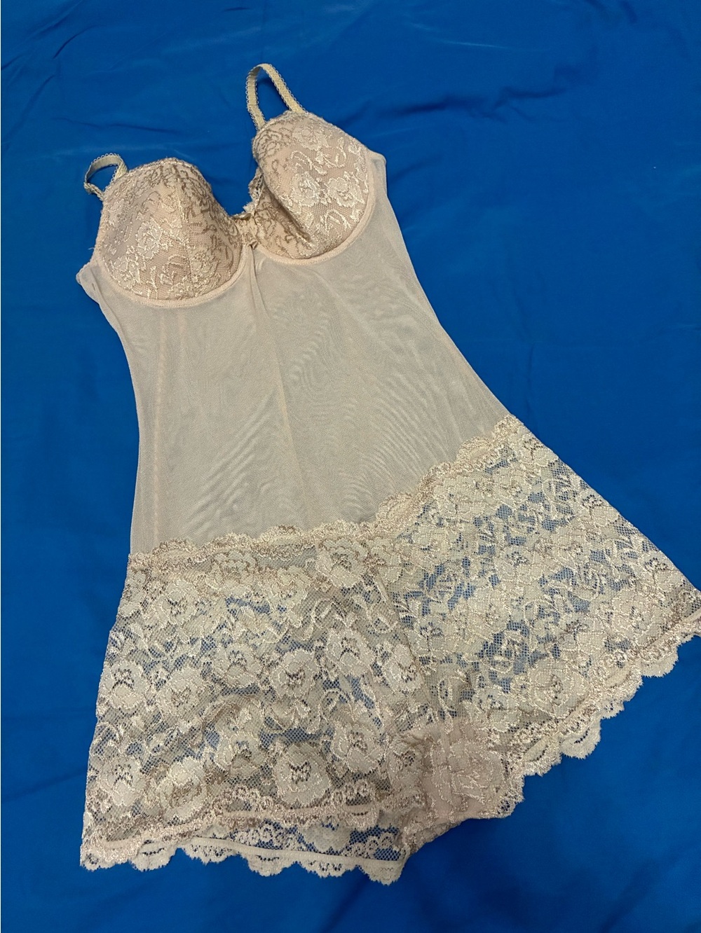 Ladies Lingerie - Picture 2 of 9